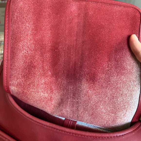 Vintage Coach Ergo 9033 bag in red - Picture 4 of 7